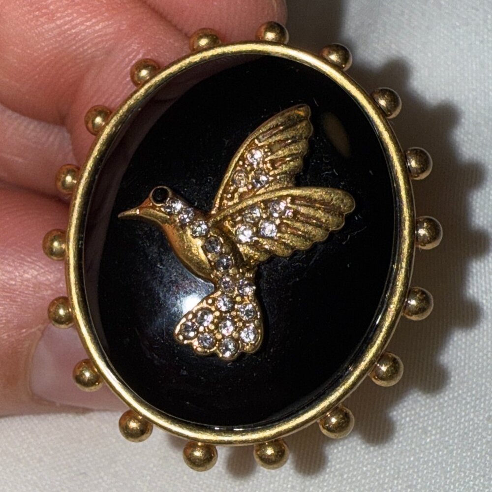 RARE Kate Spade Hummingbird Ring, size 8 (Accepting Offers)
